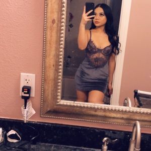 Laura’s Boutique lace bodycon dress